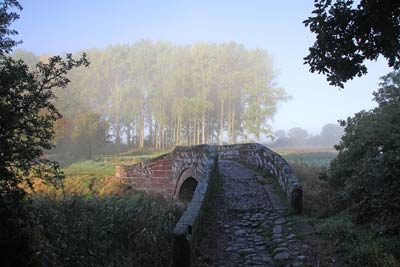 The middle bridge Hockenhull Platts