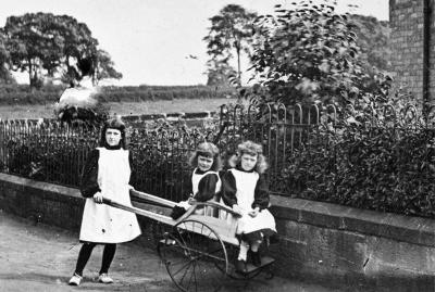  Children in Quarry Lane, Christleton 