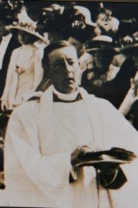  Rev. G.M.V. Hickey 