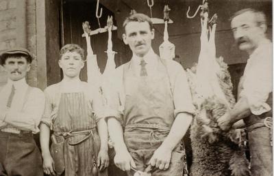  Joe Mosford (centre) Tom Broster (right) killed in Galliloli 