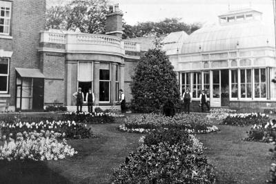  Christleton Hall Grounds and Conservatory 