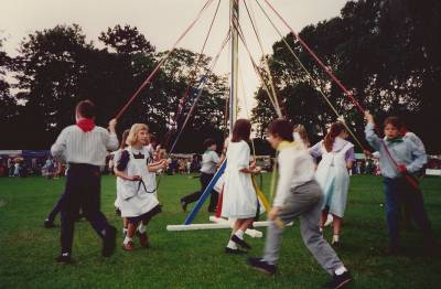  Christleton Fete Maypole Team 