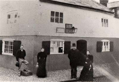  Post Office and Stores in Pepper Street in the 1890's 