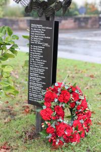  Christleton's new village War Memorial 