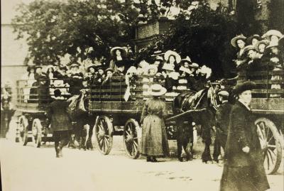  Christleton girls on a waggonette 