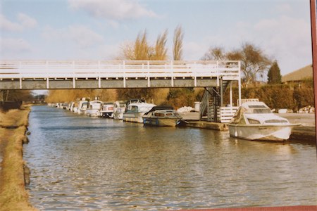  Deans Marina, Christleton 